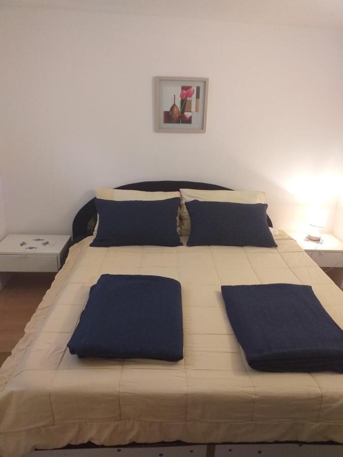 Apartmani Marijanovic Vir Dış mekan fotoğraf