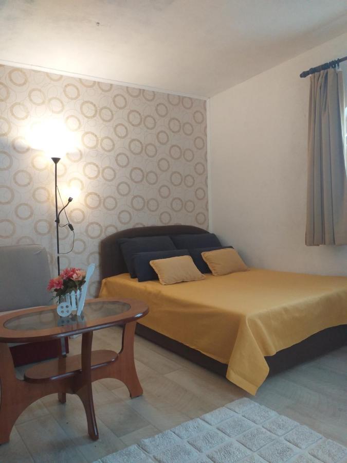 Apartmani Marijanovic Vir Dış mekan fotoğraf
