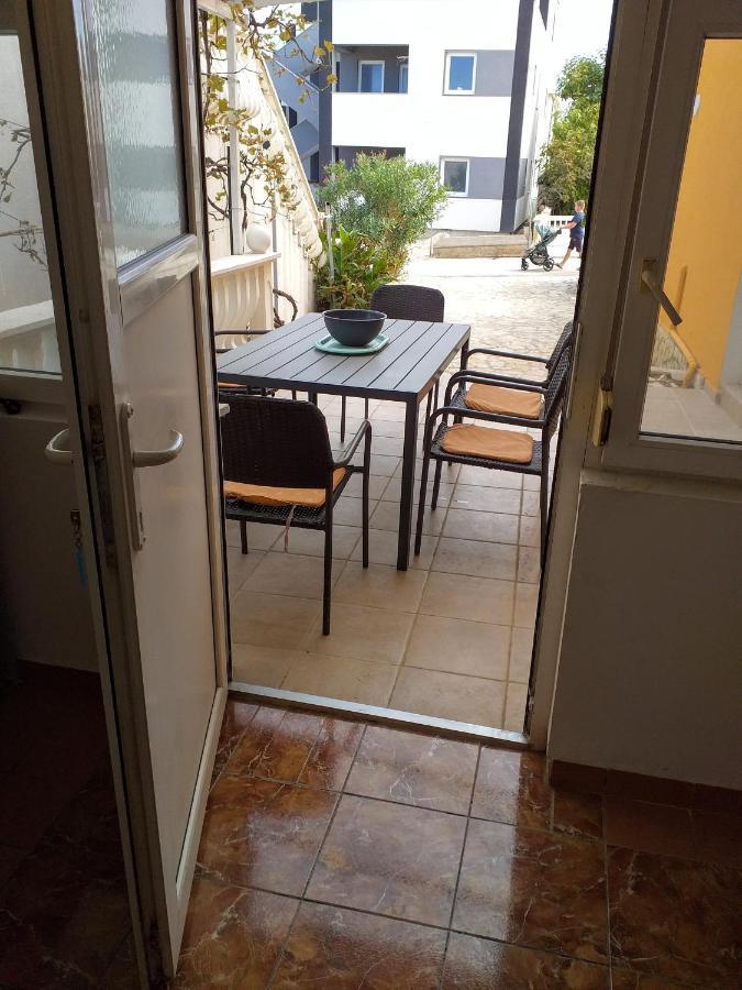 Apartmani Marijanovic Vir Dış mekan fotoğraf