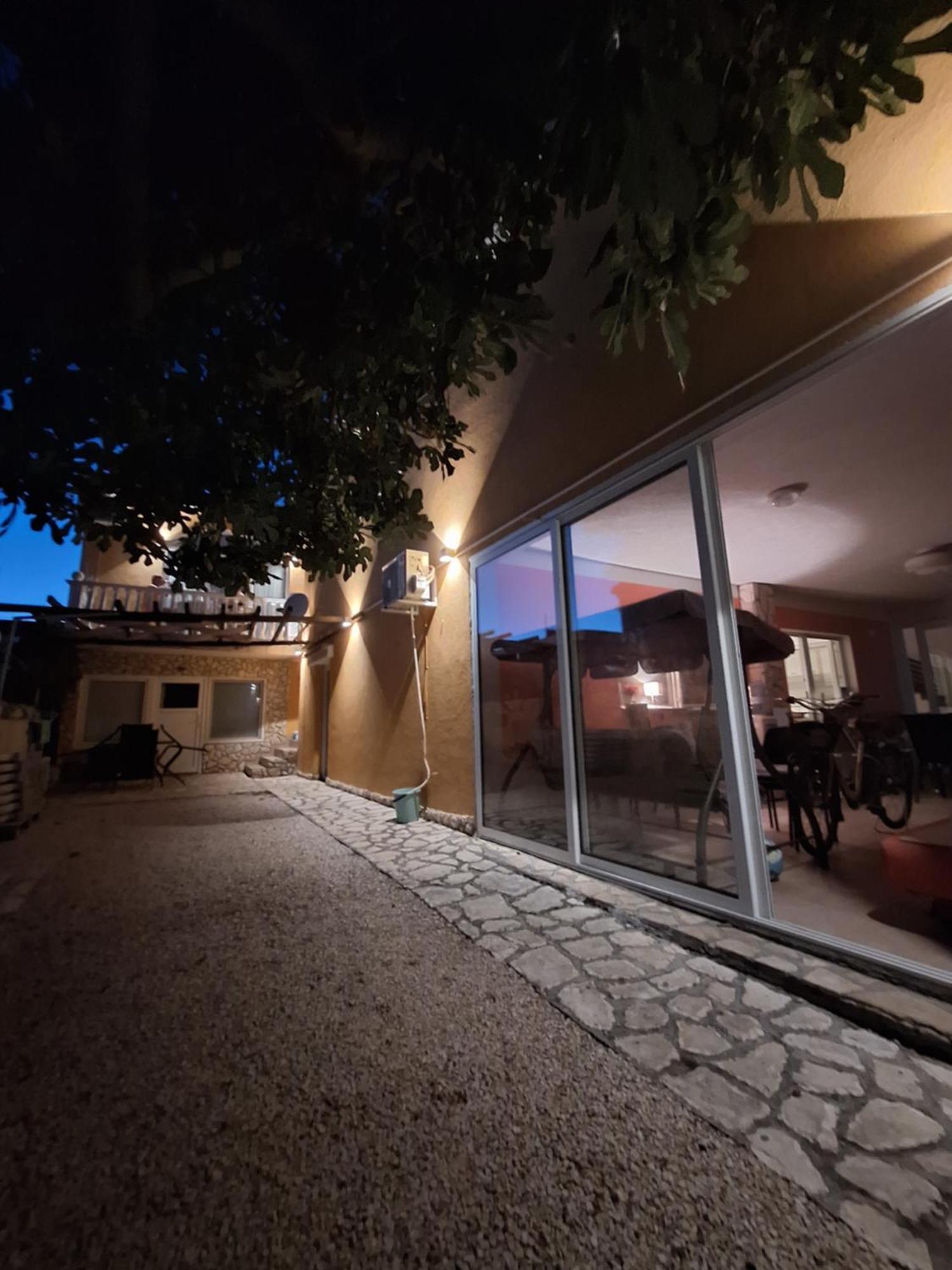 Apartmani Marijanovic Vir Dış mekan fotoğraf